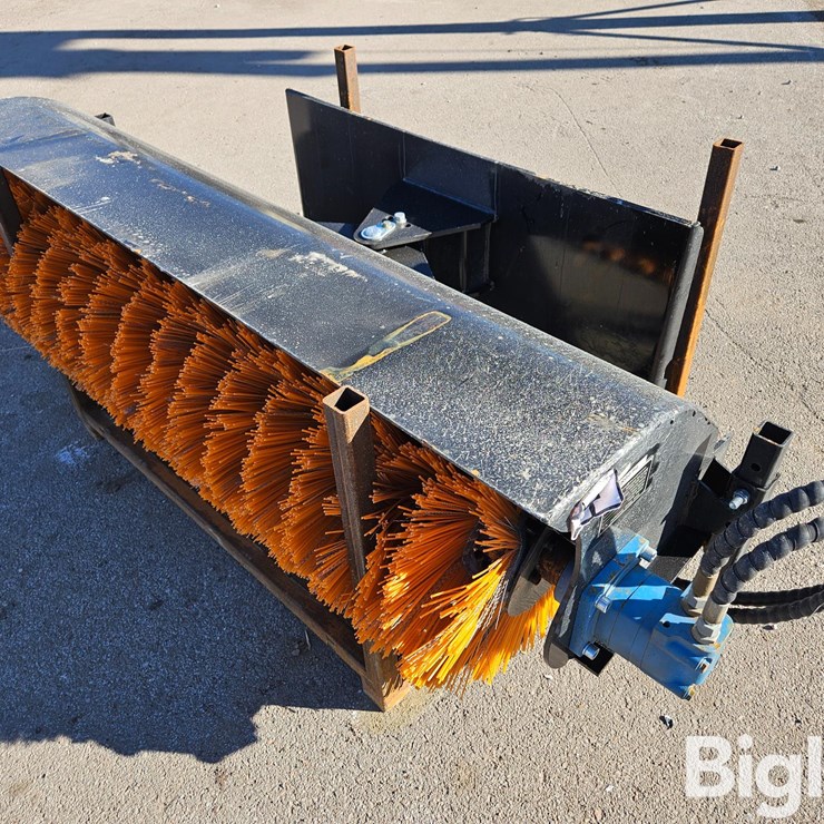 2025 MASSEY-FERGUSON 730