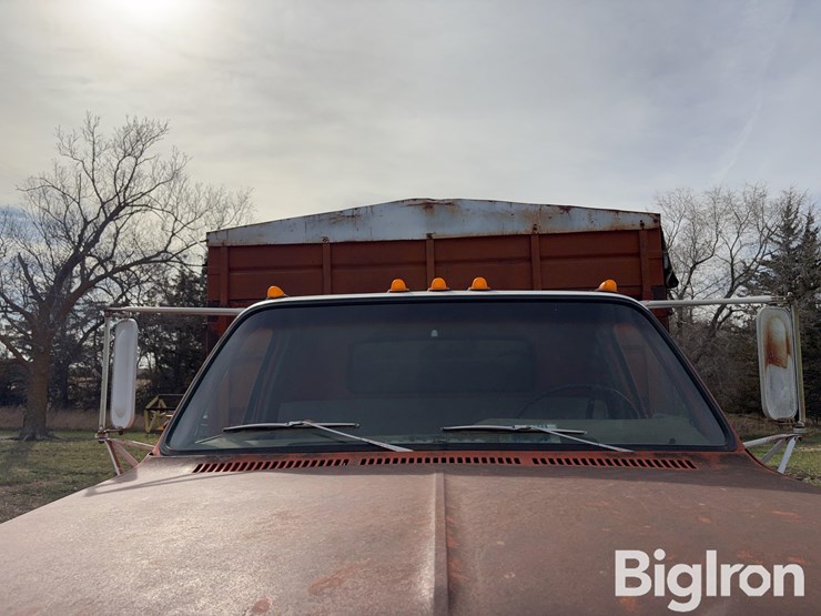 1974-chevrolet-c65-image-11