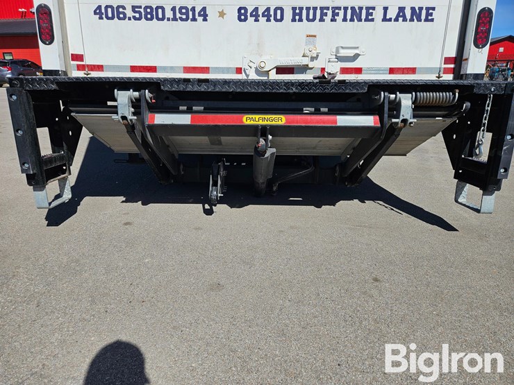 2022-massey-ferguson-730-image-15