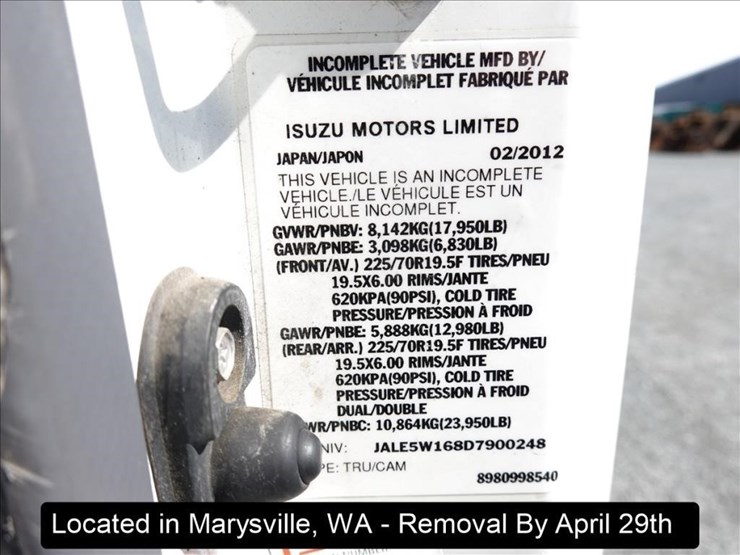 2013-isuzu-nqr-image-10