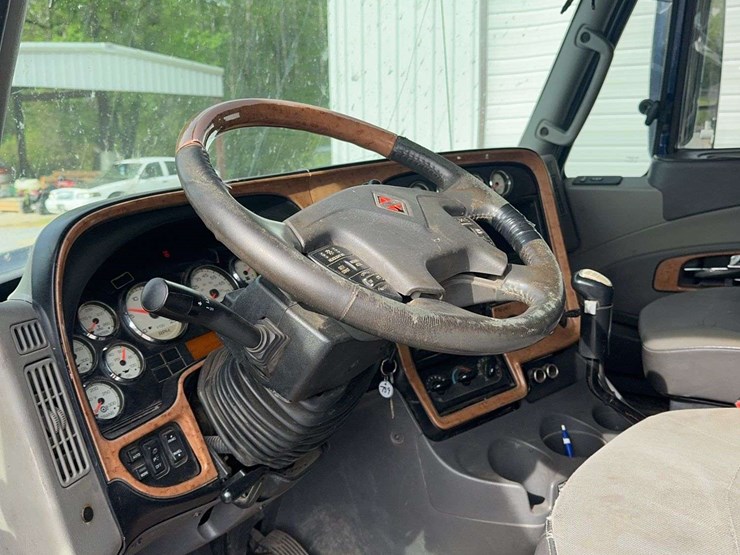 2012-international-prostar-image-26