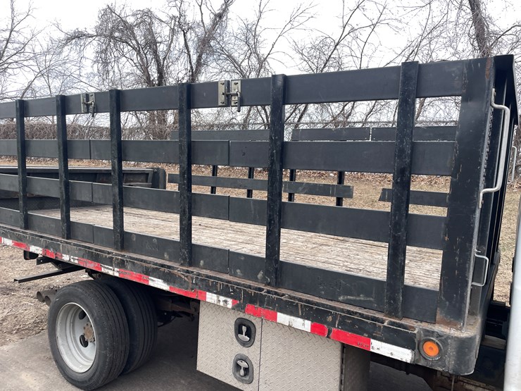 2009-ford-f550-image-59