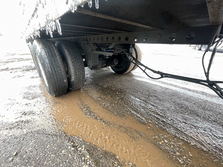 #260-•-2017-stoughton-semi-trailer-(denmark,-wi)-image-16