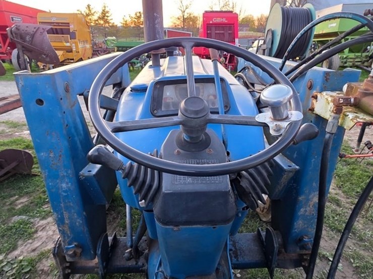 1984-ford-4610-image-36