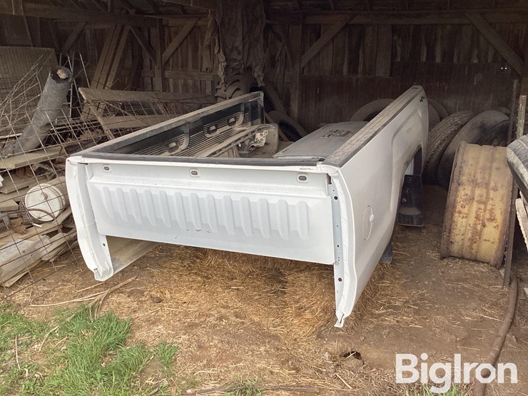 2015-gmc-sierra-3500-image-8