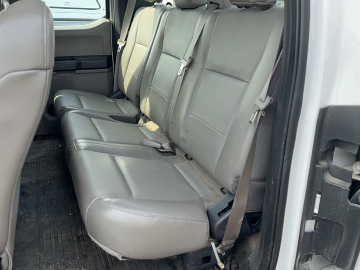 2015-ford-f150-image-16