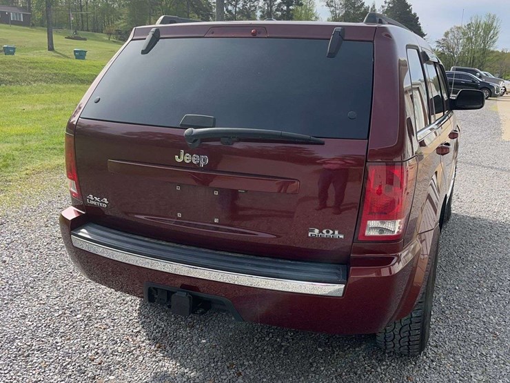 2007-jeep-grand-cherokee-image-11