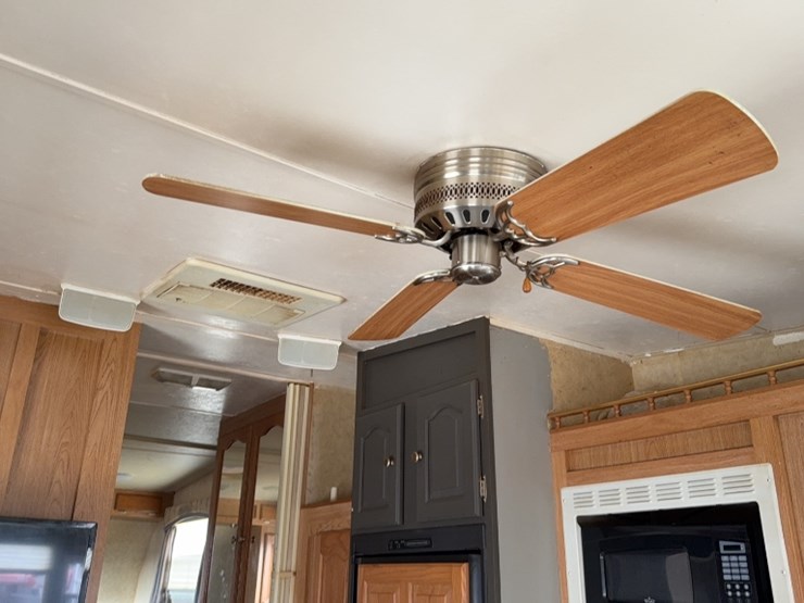 #3002-•-2006-rockwood-28'-5th-wheel-camper-image-21