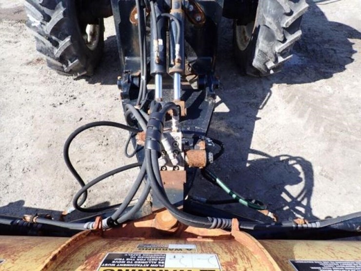 2014-new-holland-t4.75-image-32