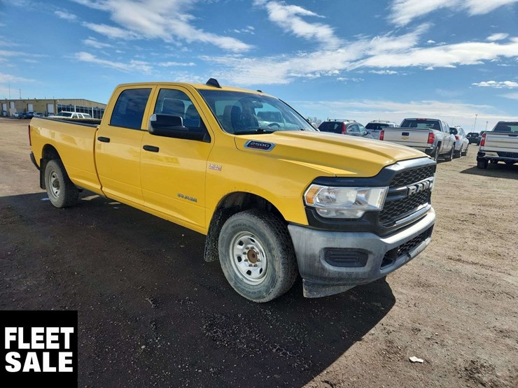 2019-dodge-2500-image-4