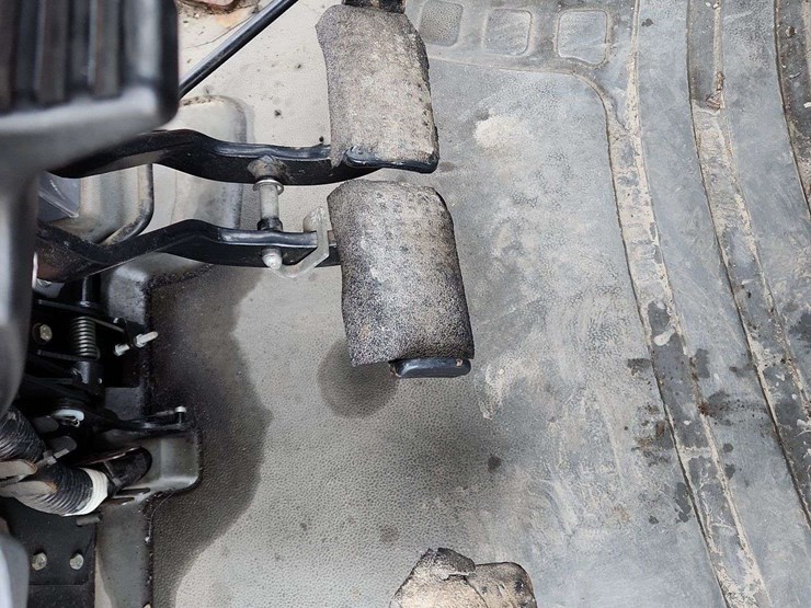 2008-new-holland-t6030-image-18