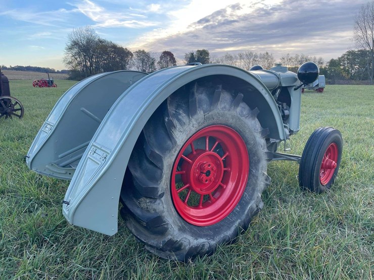 1929-fordson-tractor-image-5