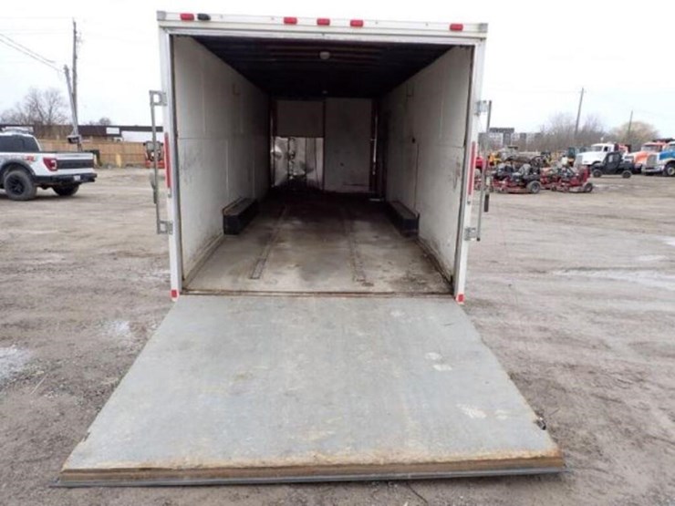 2015-lgs-24-ft-t/a-enclosed-trailer-53bpteb21ha028-image-19