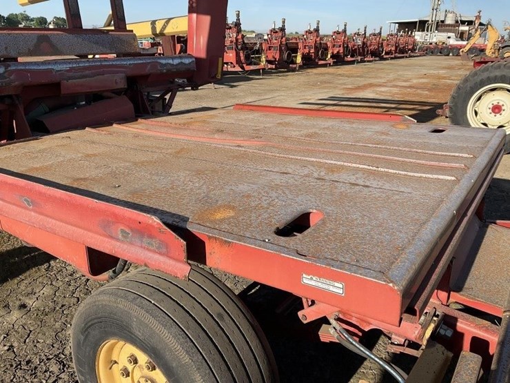 new-holland-1095-image-10