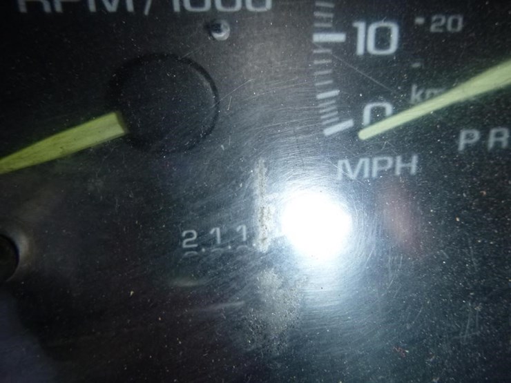 2000-chevrolet-2500-image-23