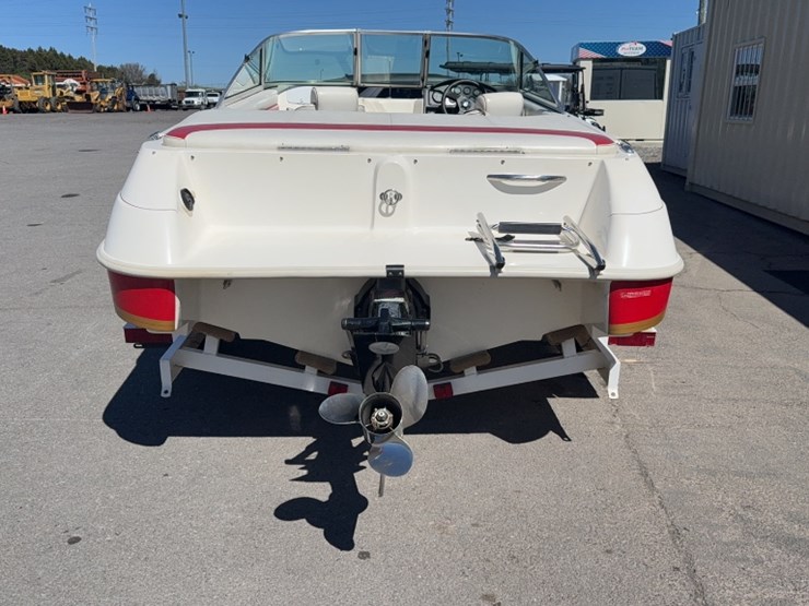 #4006-•-cobia-monte-carlo-188es-19'-runabout-boat-image-9