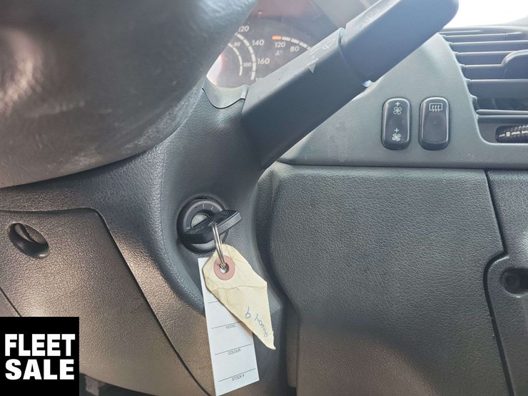 2005-dodge-sprinter-2500-image-17