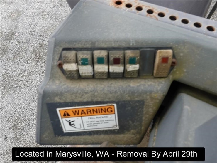 2006-gehl-dl10h44-image-8