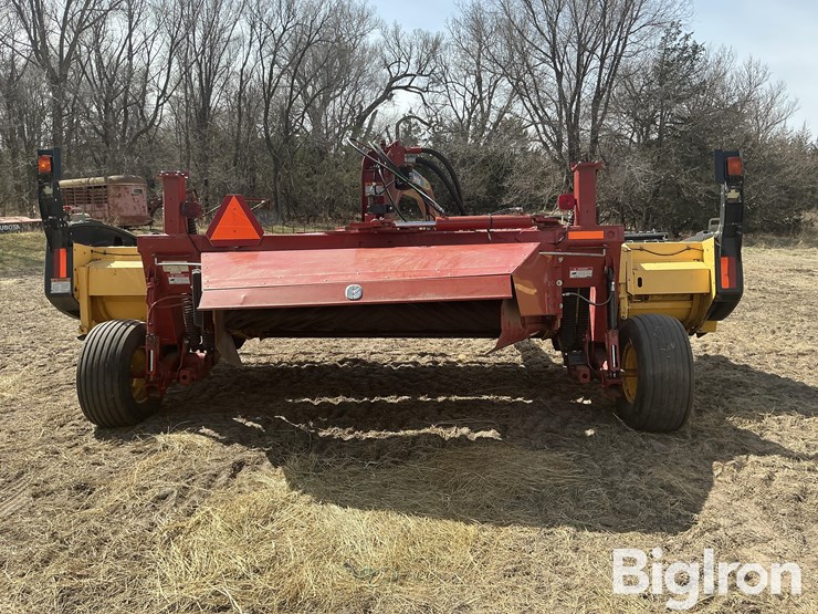 2012-new-holland-h7150-image-6