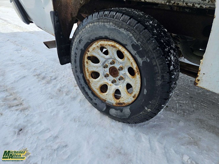2010-chevrolet-silverado-1500-image-12