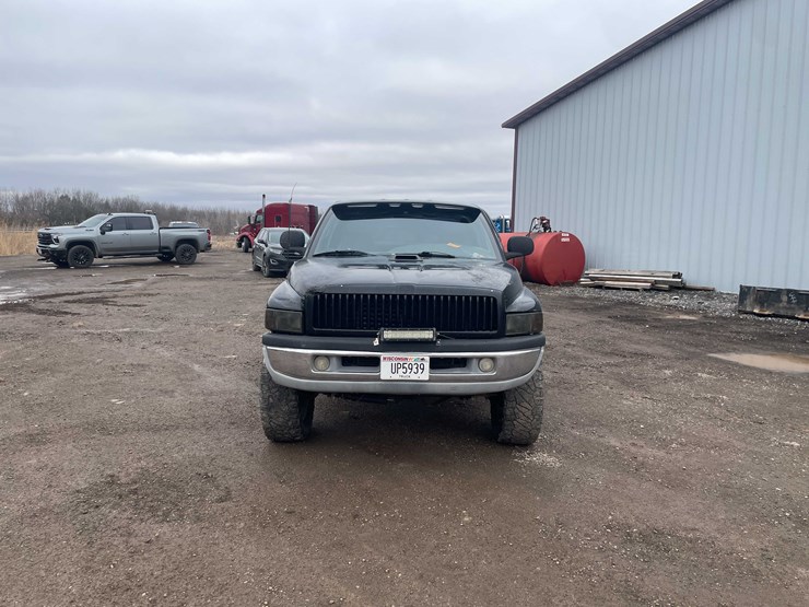#204-•-1998-dodge-ram-truck-(has-wi-title)-(denmark,-wi)-image-2