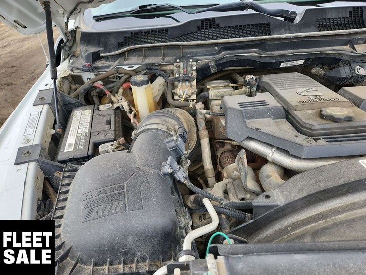 2015-ram-5500-slt-image-32