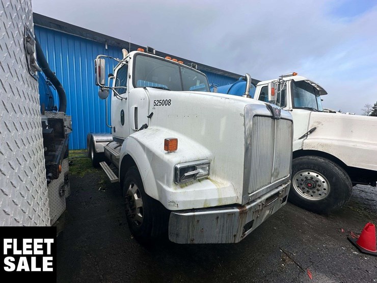 2005-western-star-4900-image-4