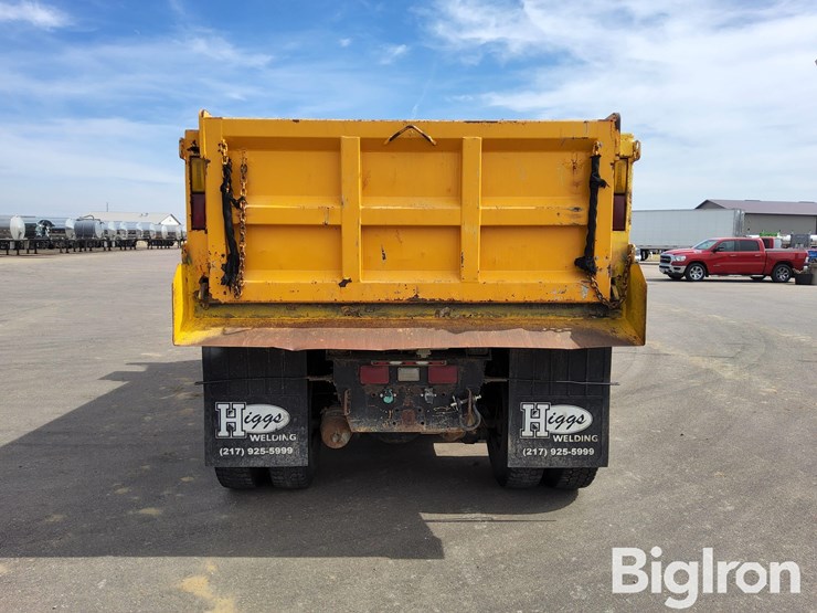 2006-international-7400-image-6