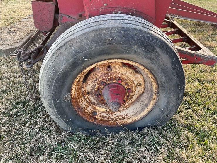 massey-ferguson-33-image-25