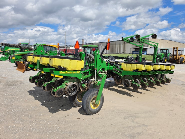 2008-john-deere-1770nt-image-7