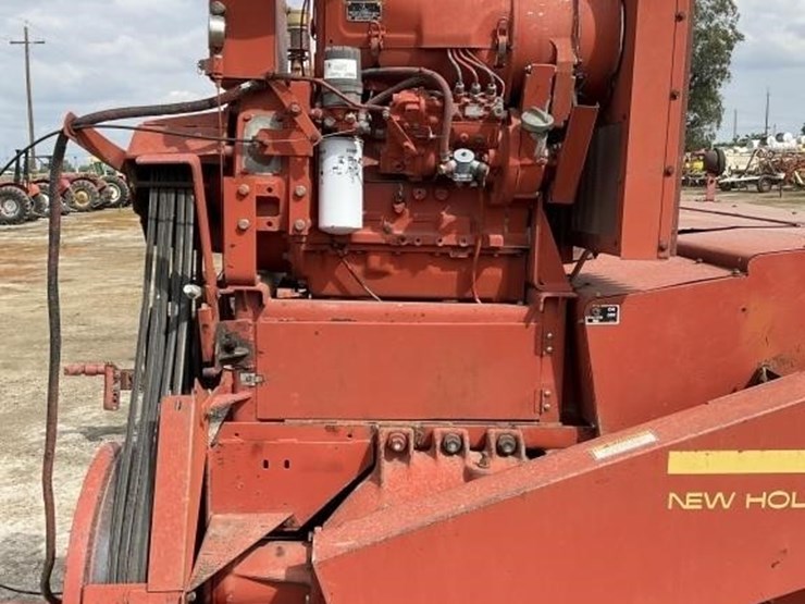 new-holland-515-image-13