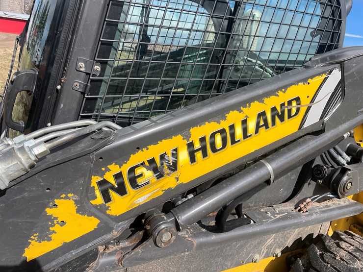 #372-•-2015-new-holland-l225-skid-steer-(scandia,-mn)-image-22
