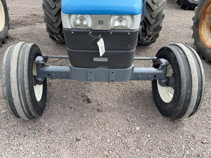 new-holland-tn65-image-4