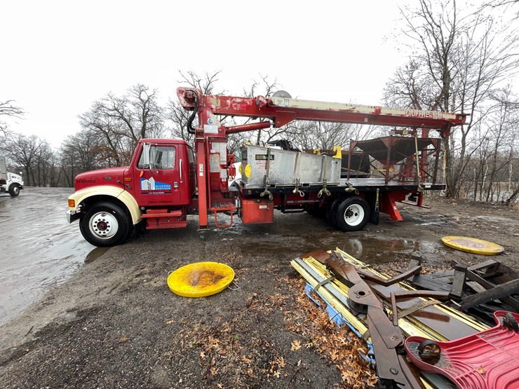 2000-international-4700-image-3