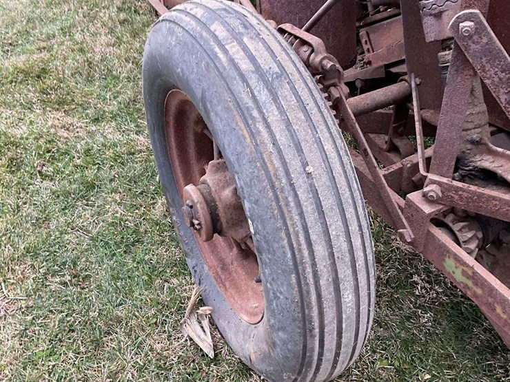 john-deere-binder-image-17