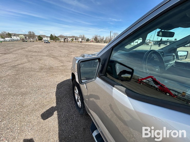 2024-ford-f150-xlt-image-16