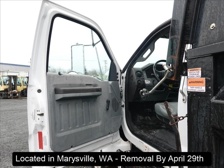 2015-ford-f650-image-28