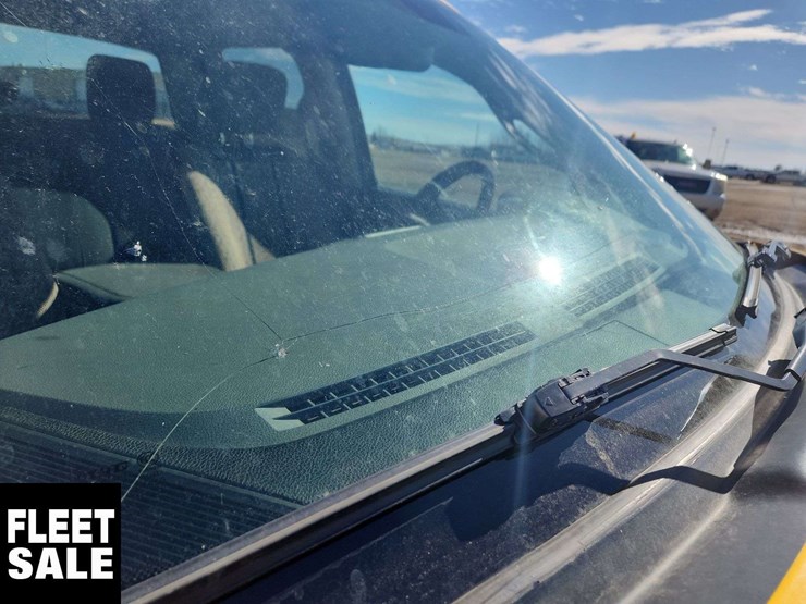 2019-ram-1500-classic-image-37