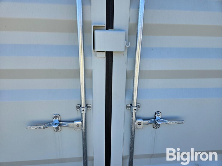 2025-massey-ferguson-730-image-18