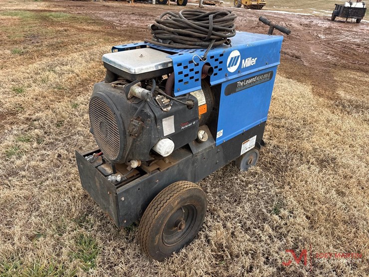 miller-the-legend-aead-200le-portable-welder-image-2