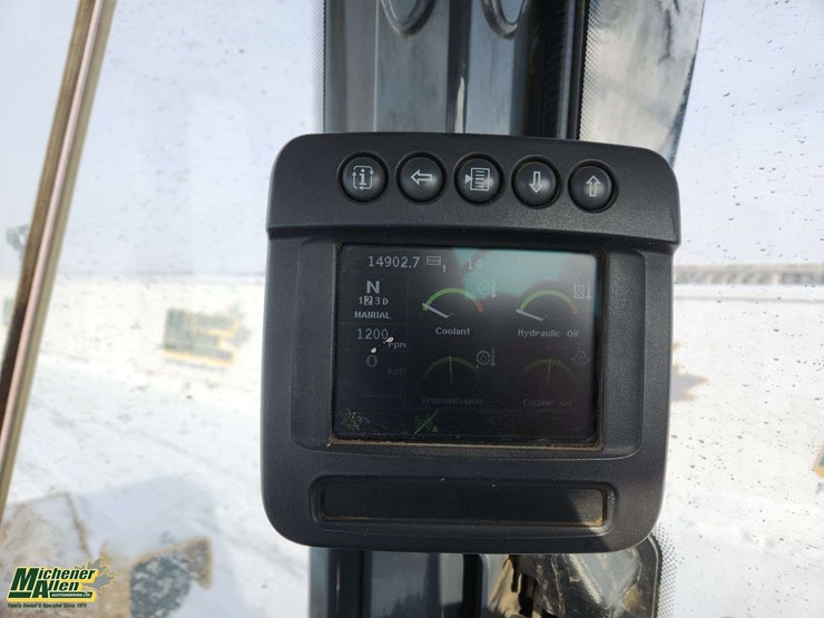 2013-deere-644k-image-16