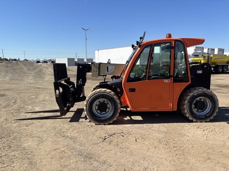 2017-jlg-g5-18a-image-5