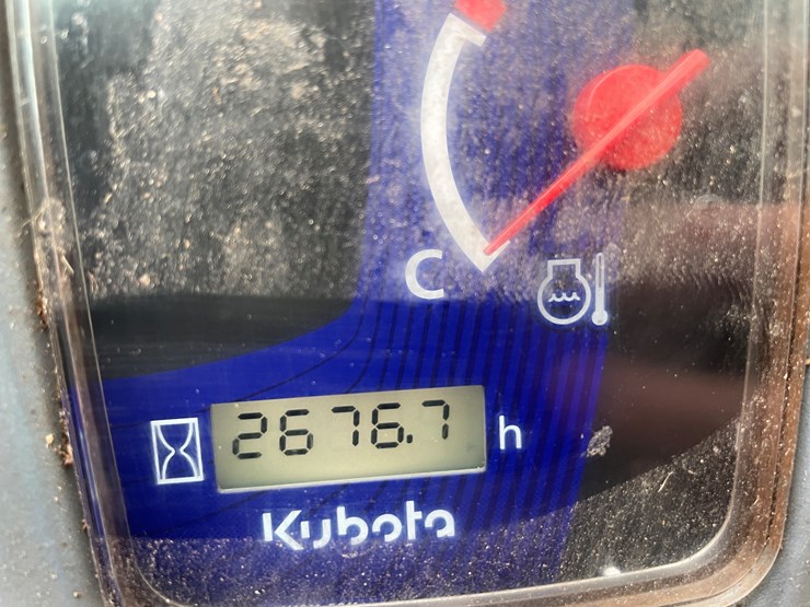 2022-kubota-ssv75-image-38