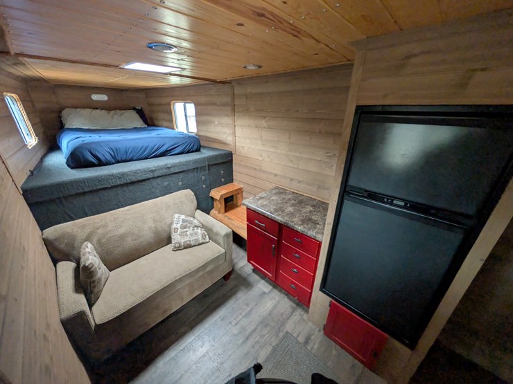 #282-•-2015-featherlite-29'-aluminum-gooseneck-horse-trailer-(wi-title)-(ridgeland,-wi)-image-40