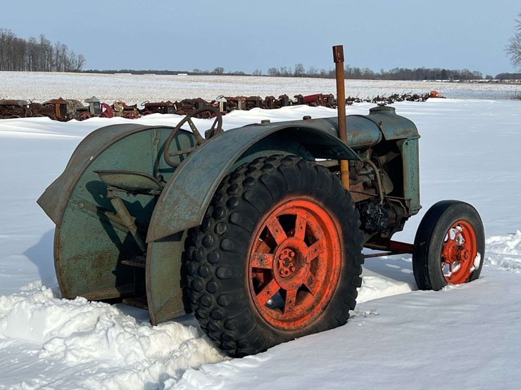 1936-fordson-image-3