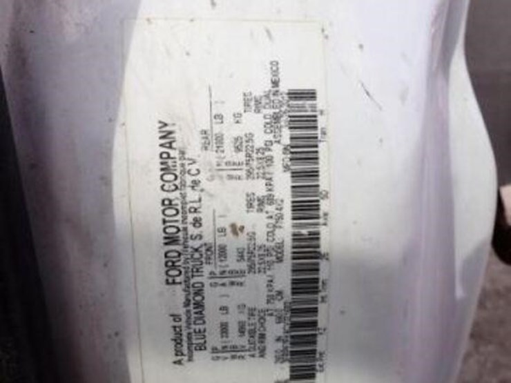 2012-ford-f750-xlt-image-10