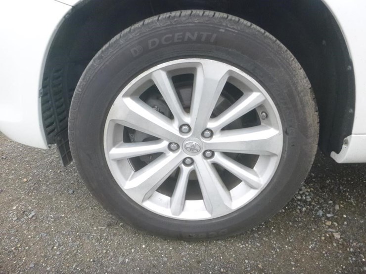 2008-toyota-highlander-image-16