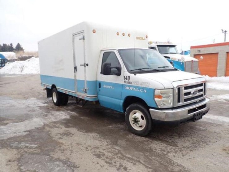 2009-ford-e450-image-4