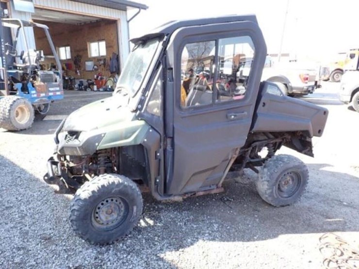 2016-pioneer-4x4-image-1