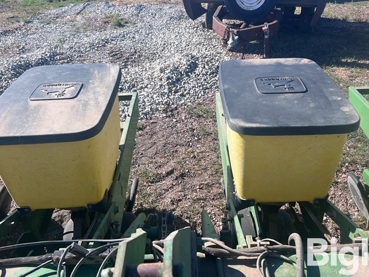 john-deere-7100-image-20